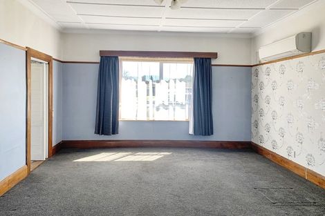 Photo of property in 38 Burns Street, Dannevirke, 4930