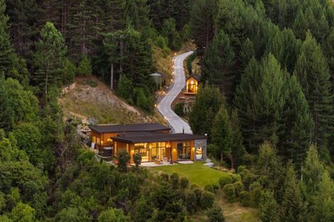 Photo of property in 607g Glenorchy-queenstown, Closeburn, Queenstown, 9371