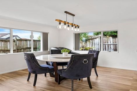 Photo of property in 18 Brittas Place, East Tamaki, Auckland, 2016