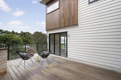 Photo of property in 48 Rangiora Avenue, Kaiwharawhara, Wellington, 6035