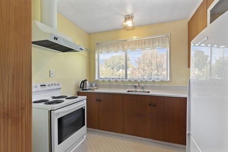 Photo of property in 2/61 Sarabande Avenue, Redwood, Christchurch, 8051