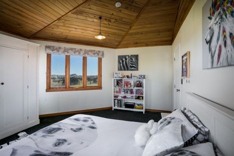 Photo of property in 800 Maraetotara Road, Maraetotara, Havelock North, 4294