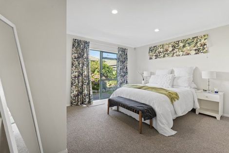 Photo of property in 23 Dan Tori Place, Orewa, 0931