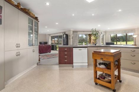 Photo of property in 1 Mckenna Lane, Omokoroa, 3114