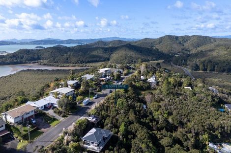 Photo of property in 35 Goffe Drive, Haruru, 0204