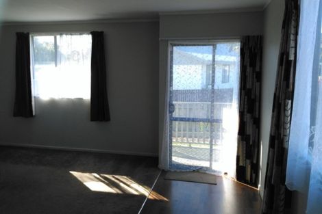 Photo of property in 1/67 Redcrest Avenue, Red Hill, Papakura, 2110