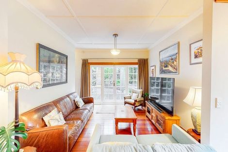 Photo of property in 74 Glenmore Street, Northland, Wellington, 6012