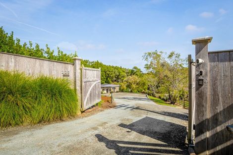 Photo of property in 225 Taylor Road, Waimauku, 0882