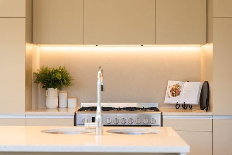 Photo of property in 72 Wai-iti Terrace, Bryndwr, Christchurch, 8052
