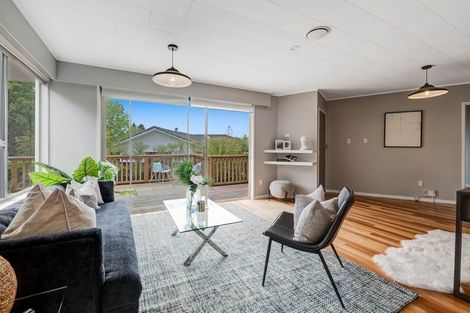 Photo of property in 14 Orton Street, Glenfield, Auckland, 0627
