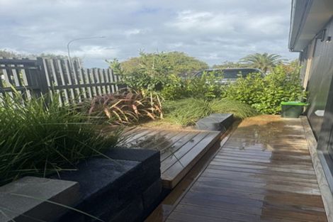 Photo of property in 35a Sealy Road, Torbay, Auckland, 0630