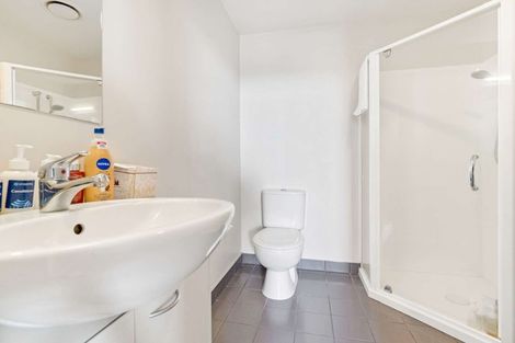 Photo of property in Proximity Apartments, 1605/17 Amersham Way, Manukau, Auckland, 2104