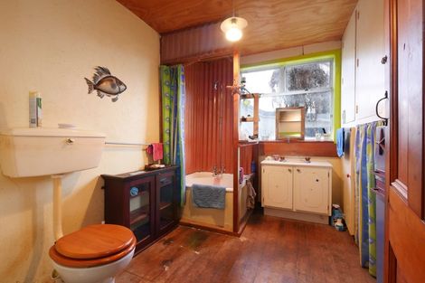 Photo of property in 750 Harington Point Road, Otakou, Dunedin, 9077