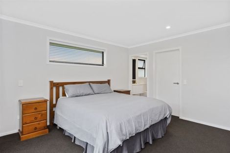 Photo of property in 101 Te Kio Crescent, Papamoa Beach, Papamoa, 3118