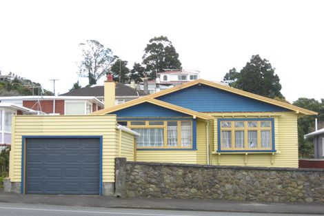 Photo of property in 64 Morley Street, New Plymouth, 4310