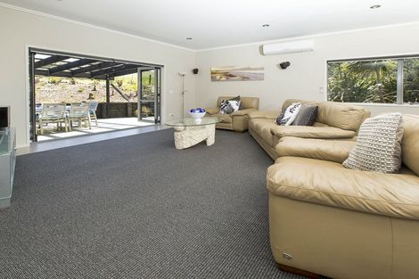 Photo of property in 19 Bay View Road, Whangarei Heads, Whangarei, 0174