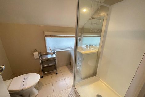 Photo of property in 2/19 Nimstedt Avenue, Oteha, Auckland, 0632