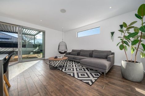 Photo of property in 8 Rostrevor Place, Mairehau, Christchurch, 8052
