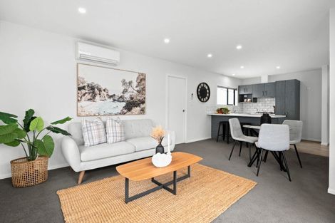 Photo of property in 2/72 Claude Street, Fairfield, Hamilton, 3214