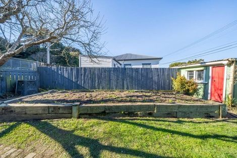 Photo of property in 35 Riddlers Crescent, Petone, Lower Hutt, 5012