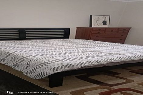 Photo of property in 15 Peach Road, Glenfield, Auckland, 0629