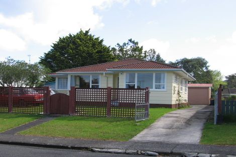 Photo of property in 30 Riverpark Crescent, Henderson, Auckland, 0610