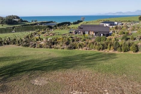 Photo of property in 4 Honey Lane, Tasman, 7173