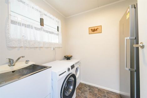 Photo of property in 14 Aitken Street, Bulls, 4818