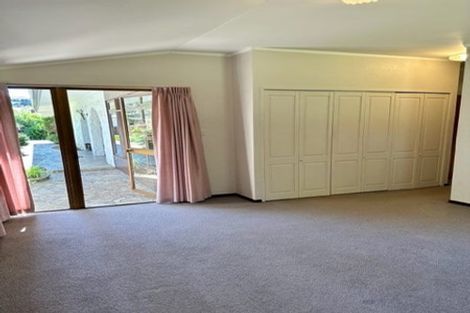 Photo of property in 6 Matanui Street, Northcote, Auckland, 0627