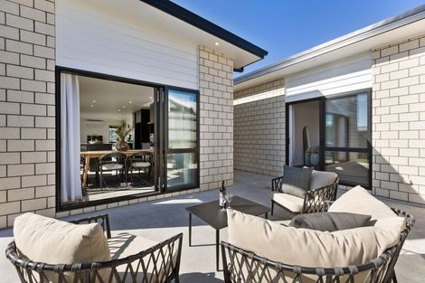 Photo of property in 13 Rua Place, Bell Block, New Plymouth, 4312