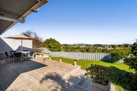 Photo of property in 78 Queens Road, Glen Avon, New Plymouth, 4312