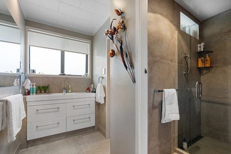 Photo of property in 31 Resthill Crescent, Glenview, Hamilton, 3206