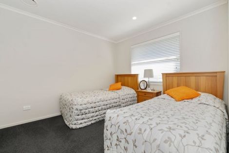 Photo of property in 5 Bernora Crescent, Bombay, 2675