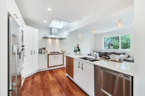 Photo of property in 32k Parr Terrace, Castor Bay, Auckland, 0620