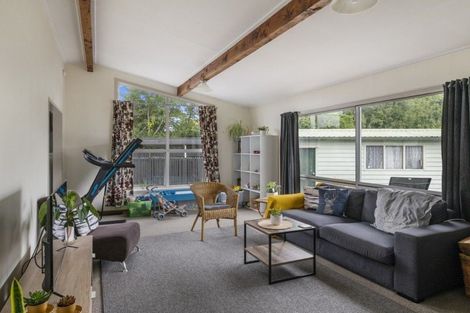 Photo of property in 6 Windsor Place, Levin, 5510