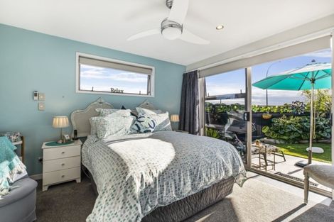 Photo of property in 4 Westhill Lane, Papamoa Beach, Papamoa, 3118