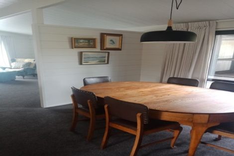 Photo of property in 17 Chablis Place, Henderson, Auckland, 0612