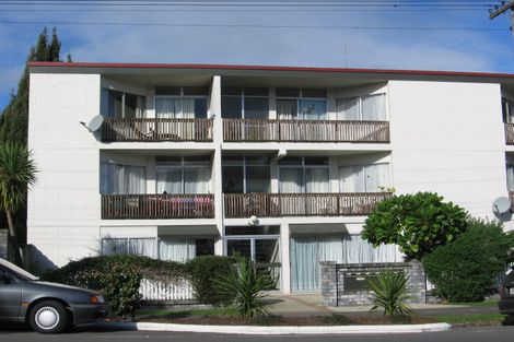 Photo of property in 12/12 Norfolk Street, Regent, Whangarei, 0112