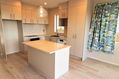 Photo of property in 37 Lockheed Street, Hobsonville, Auckland, 0618