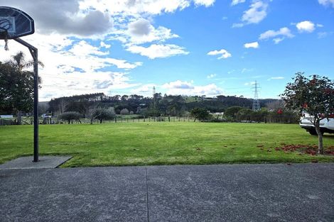 Photo of property in 6 Deacon Road, Riverhead, Kumeu, 0892