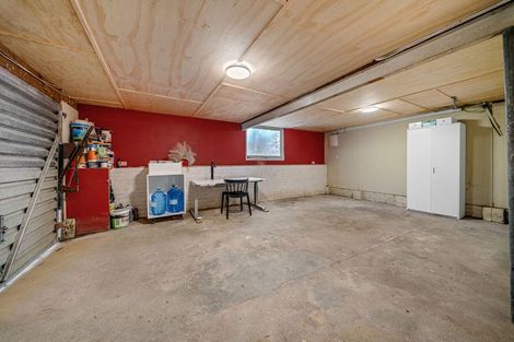 Photo of property in 4 Sunnyside Road, Sunnyvale, Auckland, 0612