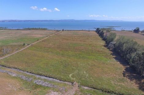Photo of property in 124 Dell Road, Waiau Pa, Clarks Beach, 2679