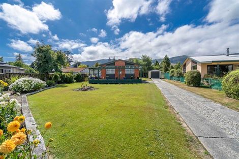 Photo of property in 4 Mill Street, Tapanui, 9522