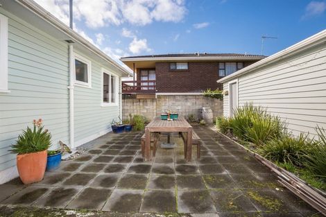 Photo of property in 8 Fincham Road, Raumati Beach, Paraparaumu, 5032