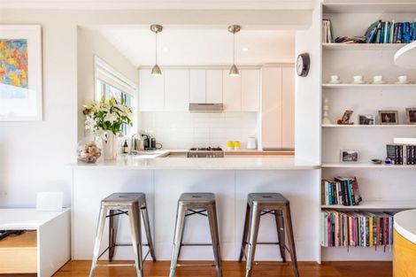 Photo of property in 12 Monarch Avenue, Hillcrest, Auckland, 0627