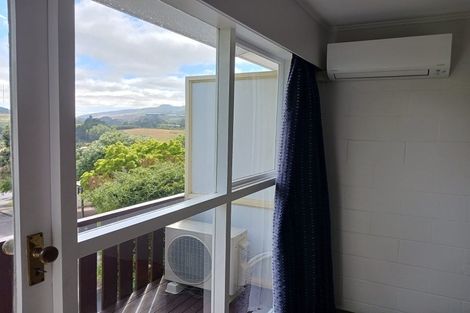 Photo of property in 15b Dormar Place, Churton Park, Wellington, 6037