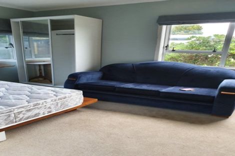 Photo of property in 1/9 Sunnynook Road, Forrest Hill, Auckland, 0620