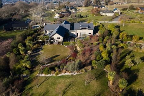 Photo of property in 5 Hollyhock Lane, Wanaka, 9305