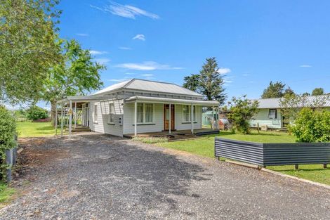 Photo of property in 14 Uawa Parade, Tolaga Bay, 4077