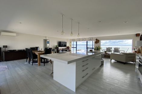 Photo of property in 121 Torkar Road, Clarks Beach, 2122